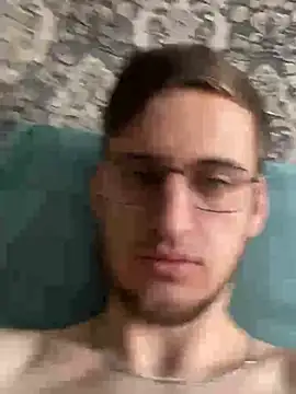 Snapshot of GrahamSouth chatting on February 2025 04:07:01 AM GrahamSouth online show from February 2025 04:07:01 AM