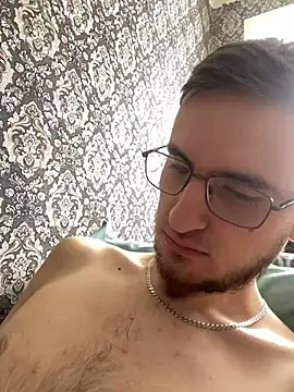 Snapshot of GrahamSouth chatting on March 2025 04:49:02 AM GrahamSouth online show from March 2025 04:49:02 AM