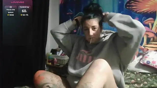 tattoomilf86 online show from December 2024 07:45:01 PM