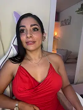 Snapshot of MOMALANA chatting on October 2025 02:50:02 PM MOMALANA online show from October 2025 02:50:02 PM