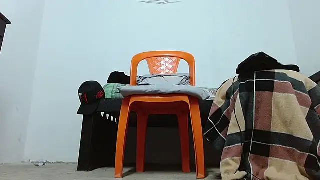 Macho Dom online show from April 2026 10:40:01 AM