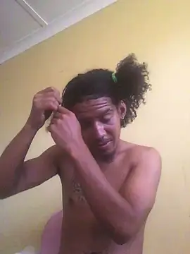 lionheart05 online show from February 2025 11:43:02 AM