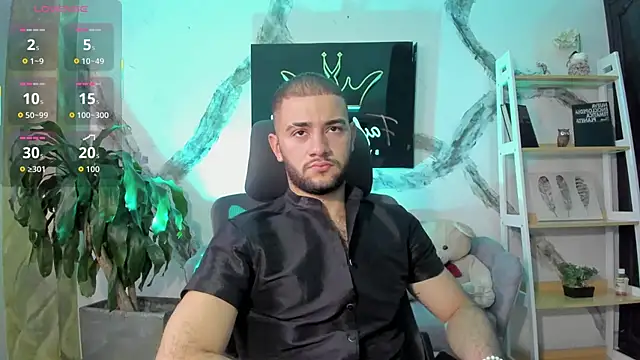 MaximusDick1  online show from February 2026 12:00:01 PM