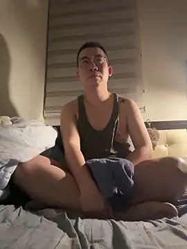 Snapshot of lucaboggy chatting on February 2026 06:28:02 PM lucaboggy online show from February 2026 06:28:02 PM