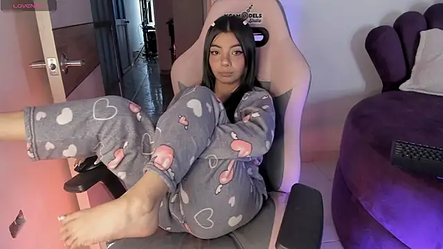 Snapshot of sofi_soft_ chatting on June 2026 05:26:01 PM sofi soft online show from June 2026 05:26:01 PM