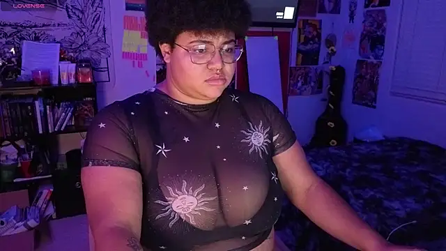 Snapshot of Ectorius chatting on October 2025 12:24:01 AM Ectorius online show from October 2025 12:24:01 AM