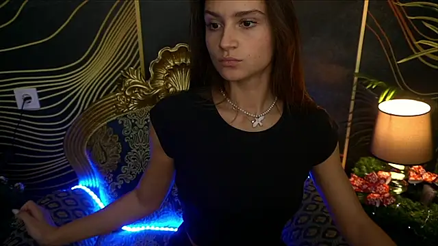 ValeryRoyale online show from December 2024 06:49:02 PM