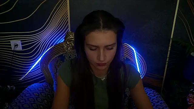 ValeryRoyale online show from December 2024 05:33:02 PM