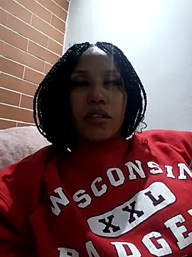 Snapshot of devi_black13_ chatting on February 2025 03:45:02 AM devi black13 online show from February 2025 03:45:02 AM