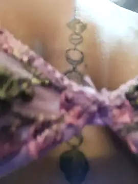 Snapshot of devi_black13_ chatting on February 2025 04:57:01 AM devi black13 online show from February 2025 04:57:01 AM