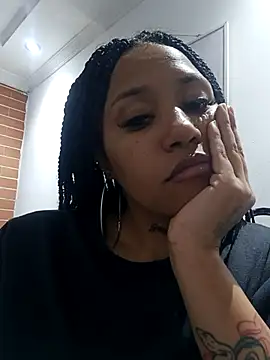 Snapshot of devi_black13_ chatting on March 2025 01:16:01 AM devi black13 online show from March 2025 01:16:01 AM