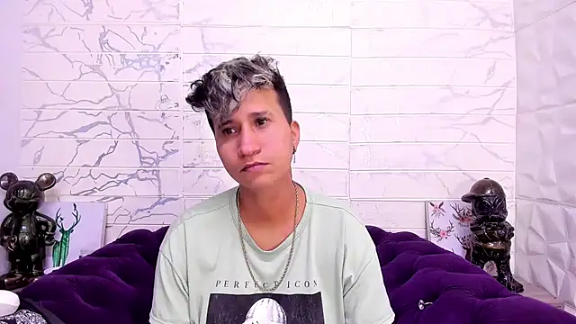 Im Milan Rs online show from February 2025 03:08:02 AM