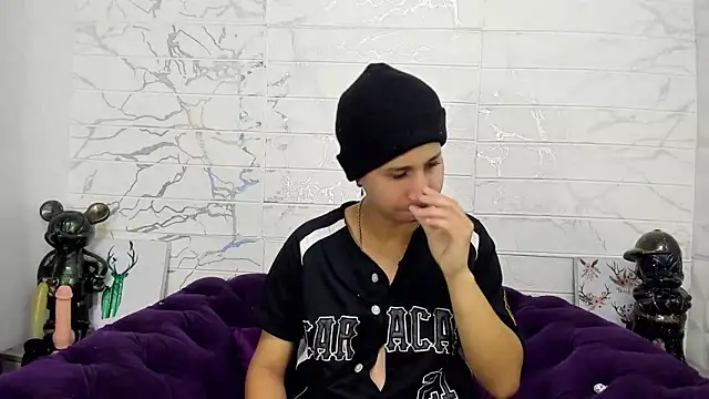 Im Milan Rs online show from February 2025 06:54:01 AM