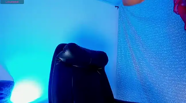 Snapshot of Dhapne_P chatting on December 2024 07:43:01 AM Dhapne P online show from December 2024 07:43:01 AM