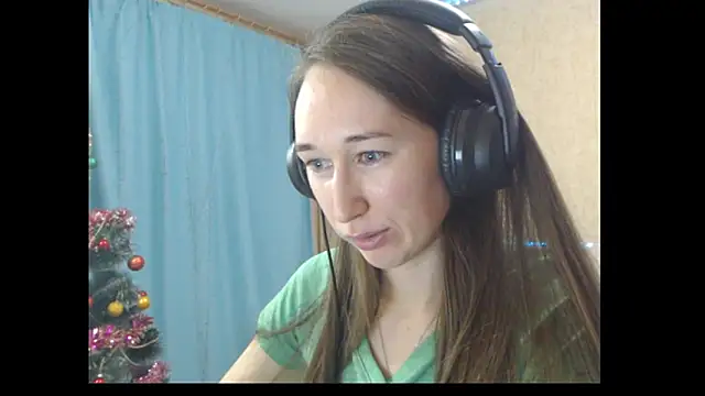 Snapshot of --Model--2 chatting on January 2025 05:10:01 PM --Model--2 online show from January 2025 05:10:01 PM