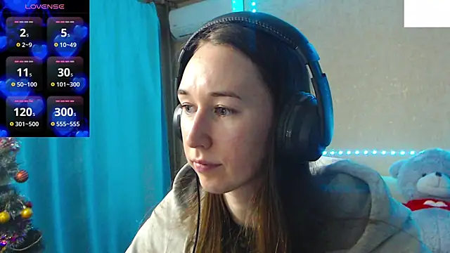 Snapshot of --Model--2 chatting on January 2025 12:35:02 AM --Model--2 online show from January 2025 12:35:02 AM