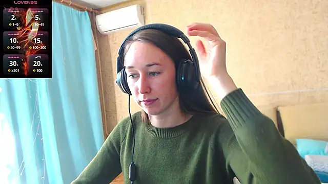 Snapshot of --Model--2 chatting on March 2025 09:32:02 PM --Model--2 online show from March 2025 09:32:02 PM