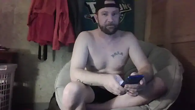 Snapshot of Edward_LongCock chatting on May 2026 06:51:01 AM Edward LongCock online show from May 2026 06:51:01 AM