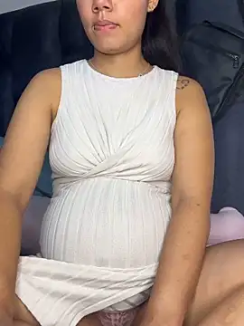  Luana online show from February 2026 02:05:01 AM