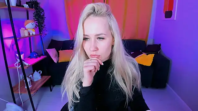 Bunny  of love online show from December 2024 01:38:02 PM