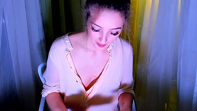 Lioneass online show from December 2024 08:49:02 PM