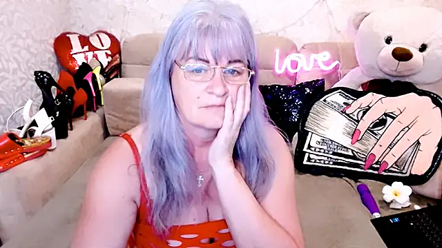 SiberiabBerry online show from April 2026 02:12:02 PM