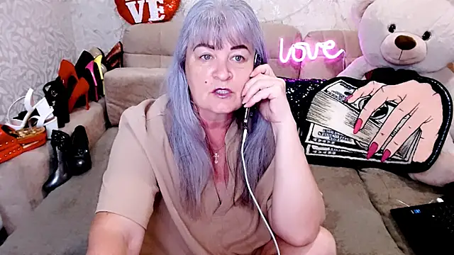SiberiabBerry online show from May 2026 01:27:02 PM