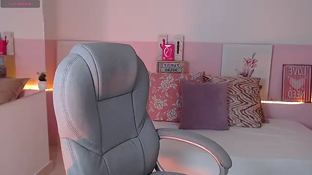 violeta leon online show from March 2025 01:22:01 AM