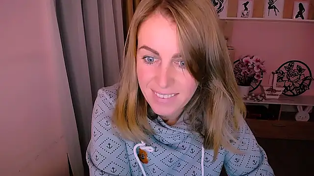 Snapshot of Hot_Milady chatting on December 2024 07:50:02 AM Hot Milady online show from December 2024 07:50:02 AM