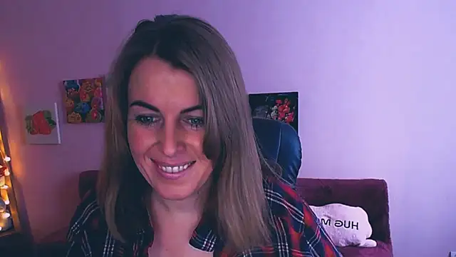 Snapshot of Hot_Milady chatting on February 2025 07:39:02 AM Hot Milady online show from February 2025 07:39:02 AM