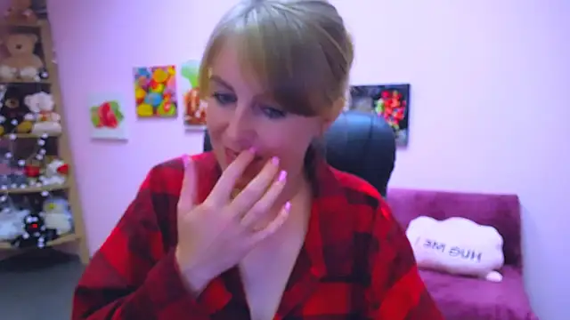 Snapshot of Hot_Milady chatting on September 2025 07:11:02 AM Hot Milady online show from September 2025 07:11:02 AM