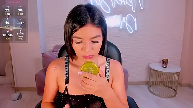 ValeriaRoldanX online show from February 2025 03:21:02 AM