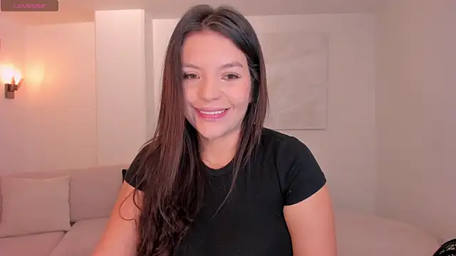 ValeriaRoldanX online show from January 2026 10:39:01 AM
