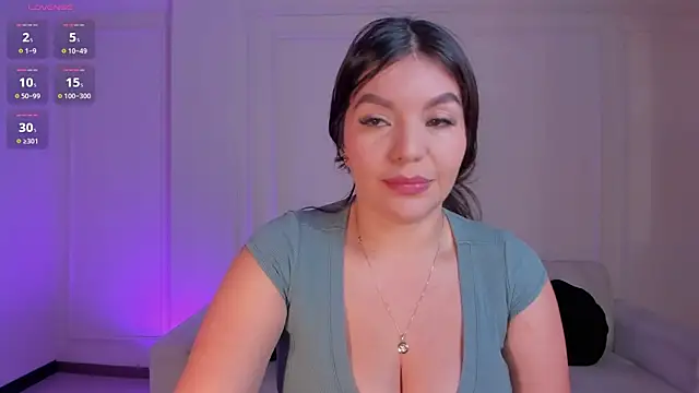 ValeriaRoldanX online show from July 2026 11:35:01 AM