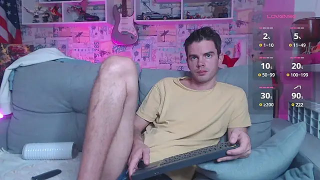 Snapshot of Mike_Burn chatting on December 2024 02:00:02 PM Mike Burn online show from December 2024 02:00:02 PM