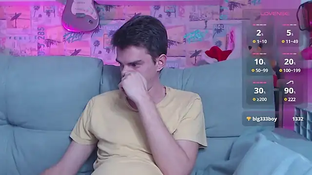 Snapshot of Mike_Burn chatting on December 2024 03:49:02 PM Mike Burn online show from December 2024 03:49:02 PM