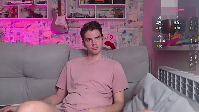 Snapshot of Mike_Burn chatting on January 2025 01:21:01 PM Mike Burn online show from January 2025 01:21:01 PM