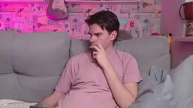 Snapshot of Mike_Burn chatting on February 2025 02:33:01 PM Mike Burn online show from February 2025 02:33:01 PM