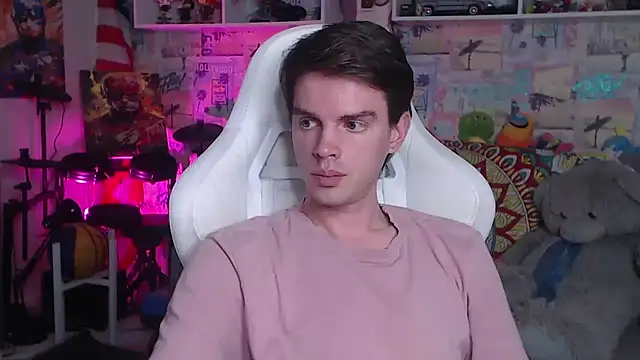 Snapshot of Mike_Burn chatting on March 2025 02:48:01 PM Mike Burn online show from March 2025 02:48:01 PM