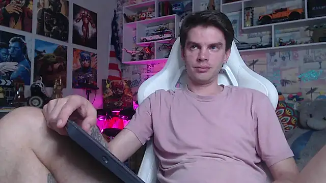 Snapshot of Mike_Burn chatting on March 2025 05:18:02 PM Mike Burn online show from March 2025 05:18:02 PM