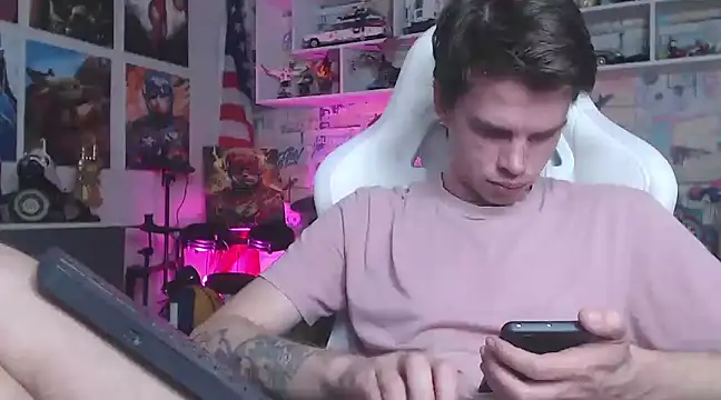 Snapshot of Mike_Burn chatting on March 2025 04:40:02 PM Mike Burn online show from March 2025 04:40:02 PM