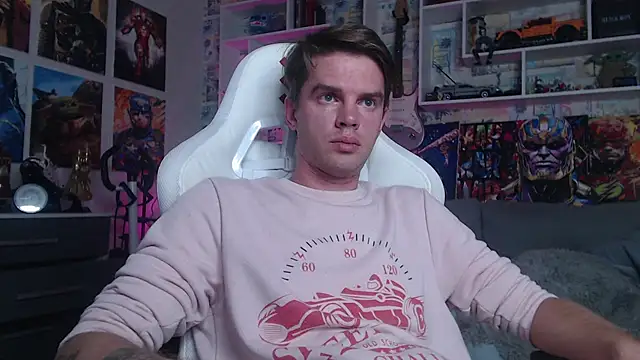 Snapshot of Mike_Burn chatting on October 2025 03:51:02 PM Mike Burn online show from October 2025 03:51:02 PM