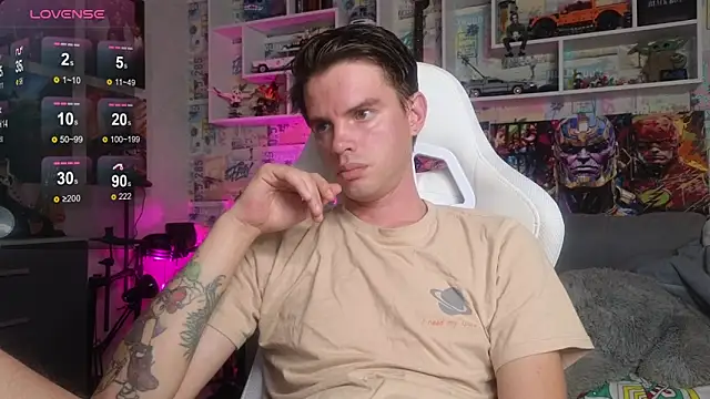 Snapshot of Mike_Burn chatting on October 2025 12:15:02 PM Mike Burn online show from October 2025 12:15:02 PM