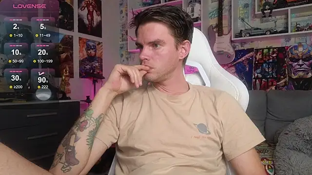 Snapshot of Mike_Burn chatting on October 2025 12:16:02 PM Mike Burn online show from October 2025 12:16:02 PM