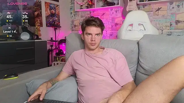 Snapshot of Mike_Burn chatting on November 2025 03:01:02 PM Mike Burn online show from November 2025 03:01:02 PM