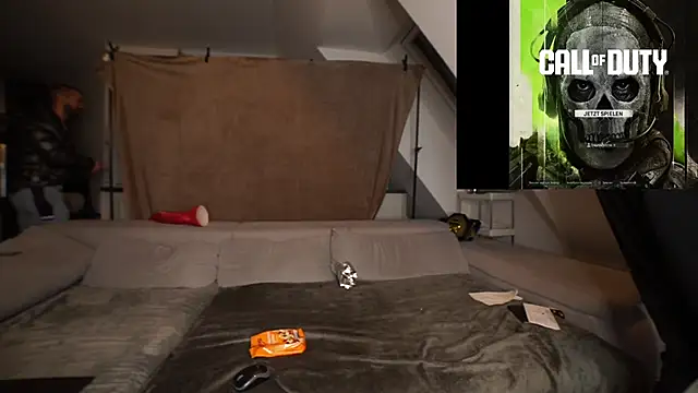 Snapshot of MacTroy chatting on December 2024 05:31:01 PM MacTroy online show from December 2024 05:31:01 PM