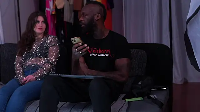 Snapshot of MacTroy chatting on February 2025 10:42:02 PM MacTroy online show from February 2025 10:42:02 PM