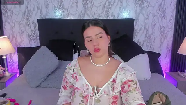 Miamontoya online show from May 2026 01:06:01 PM