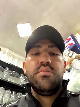 Snapshot of JuanZapata33 chatting on December 2024 05:55:01 PM JuanZapata33 online show from December 2024 05:55:01 PM