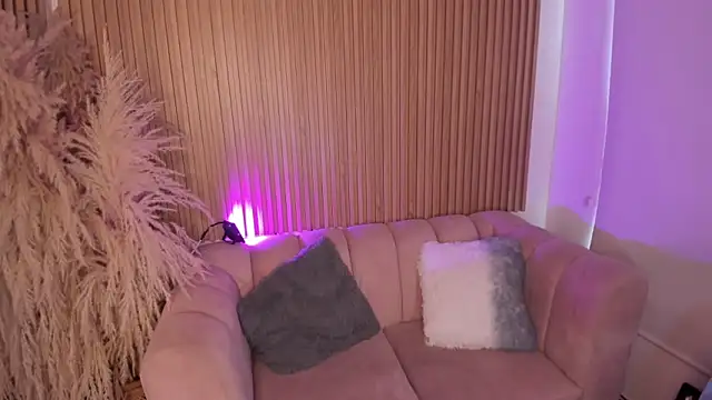 Hannie ws online show from January 2025 01:21:02 PM